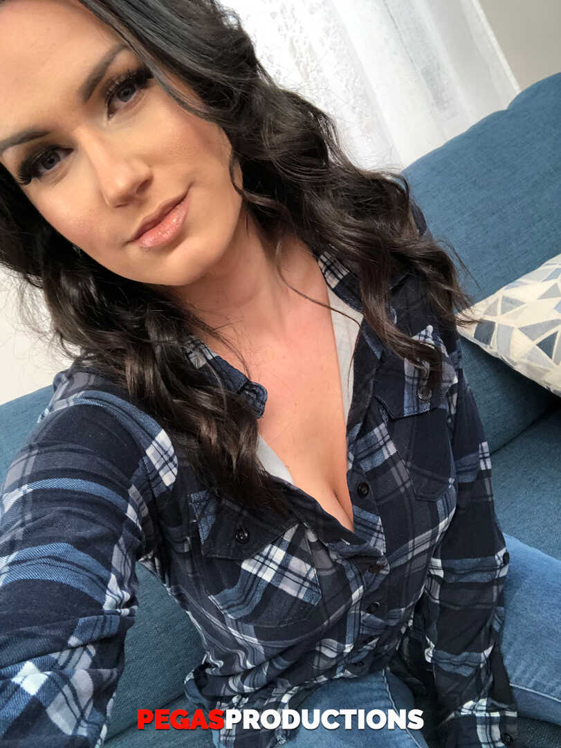 Brunette Honeypot Cherry Poses with Big Tits and Lovers - Cherry X, Jon Perignon