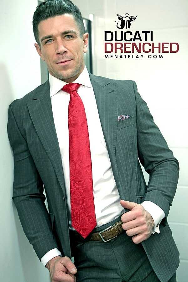 Unleashing the Beast: Hairy Gay Businessman Trenton Ducati's Hardcore Jack-off Session - 