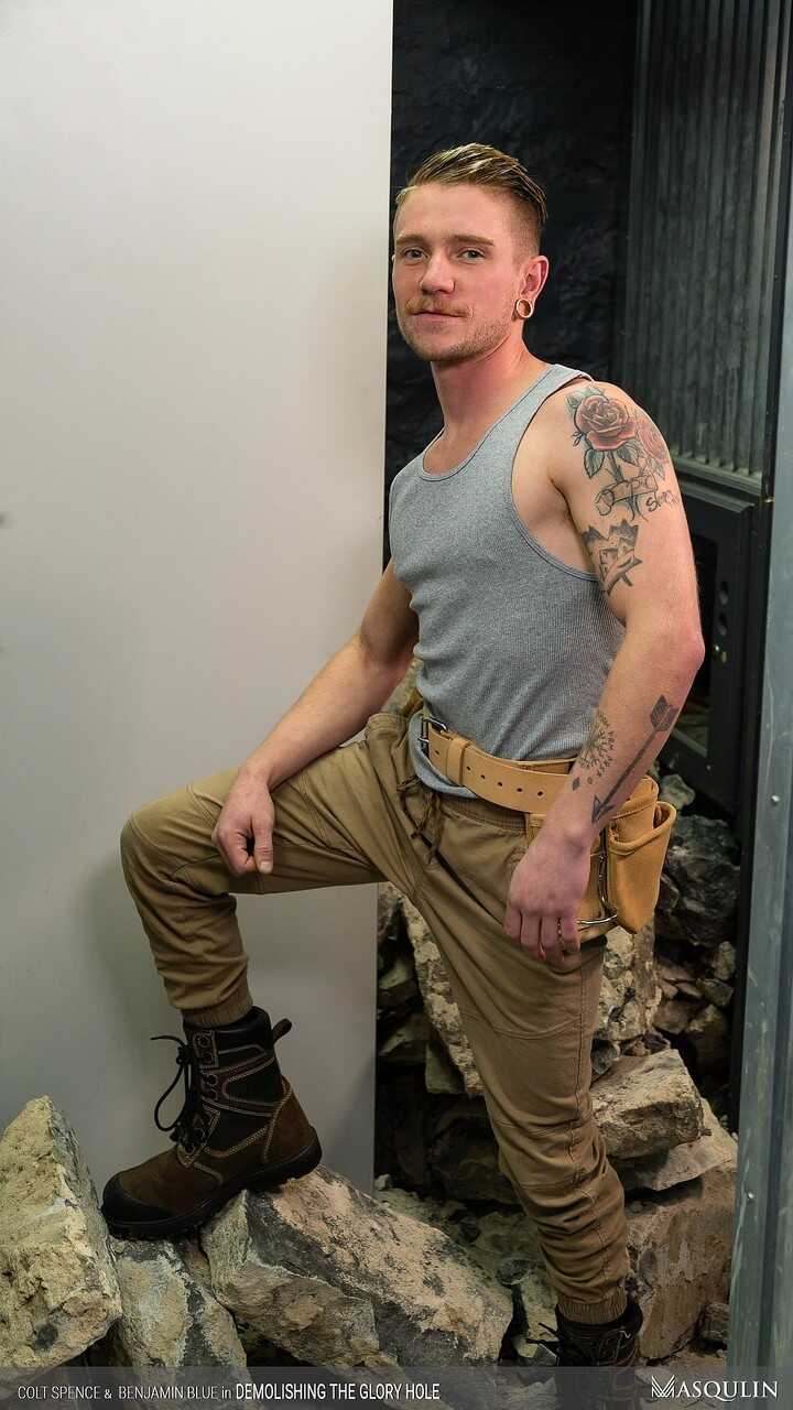 Masculine Benjamin Blue Takes in Cocky Colt Spence's Rigid Tool, Leaving Him Breathless - 