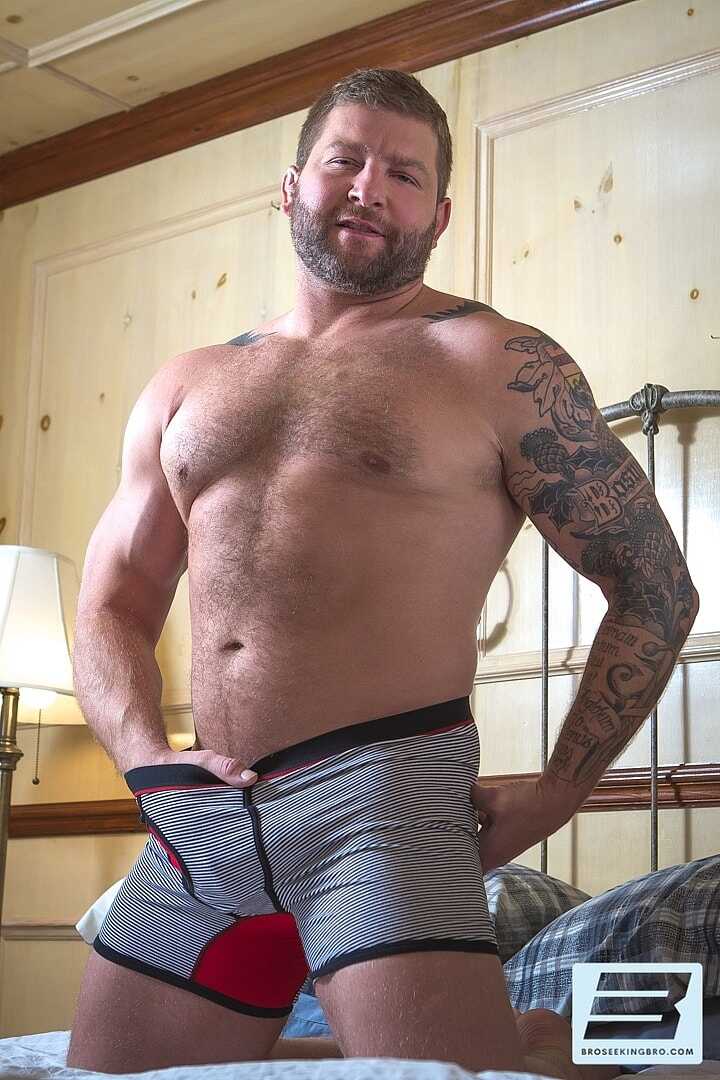 Hog-tying the Hulk: A Gay Bodybuilder's Encounter with a Gigantic Beast Cock - 