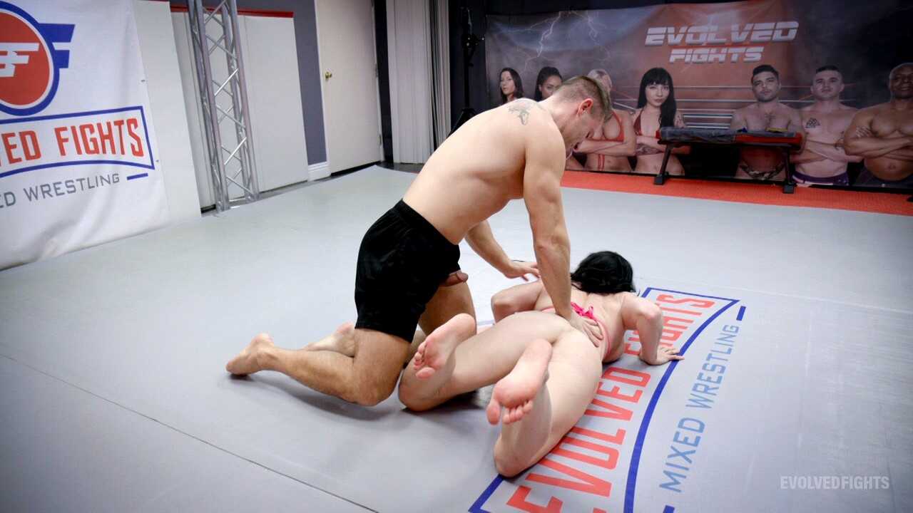 Vanessa Arizona's Huge Muscles Take On Cody Arizona's Hard Body in a Hot Battle of Evolved Fights - Cody Arizona...