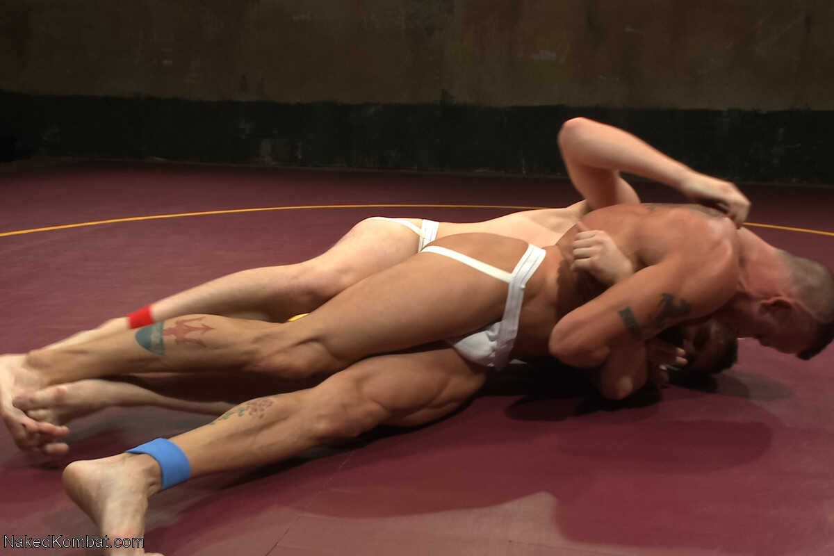 Dayton O'Connor takes down Sean Duran in a Naked Kombat Fight!