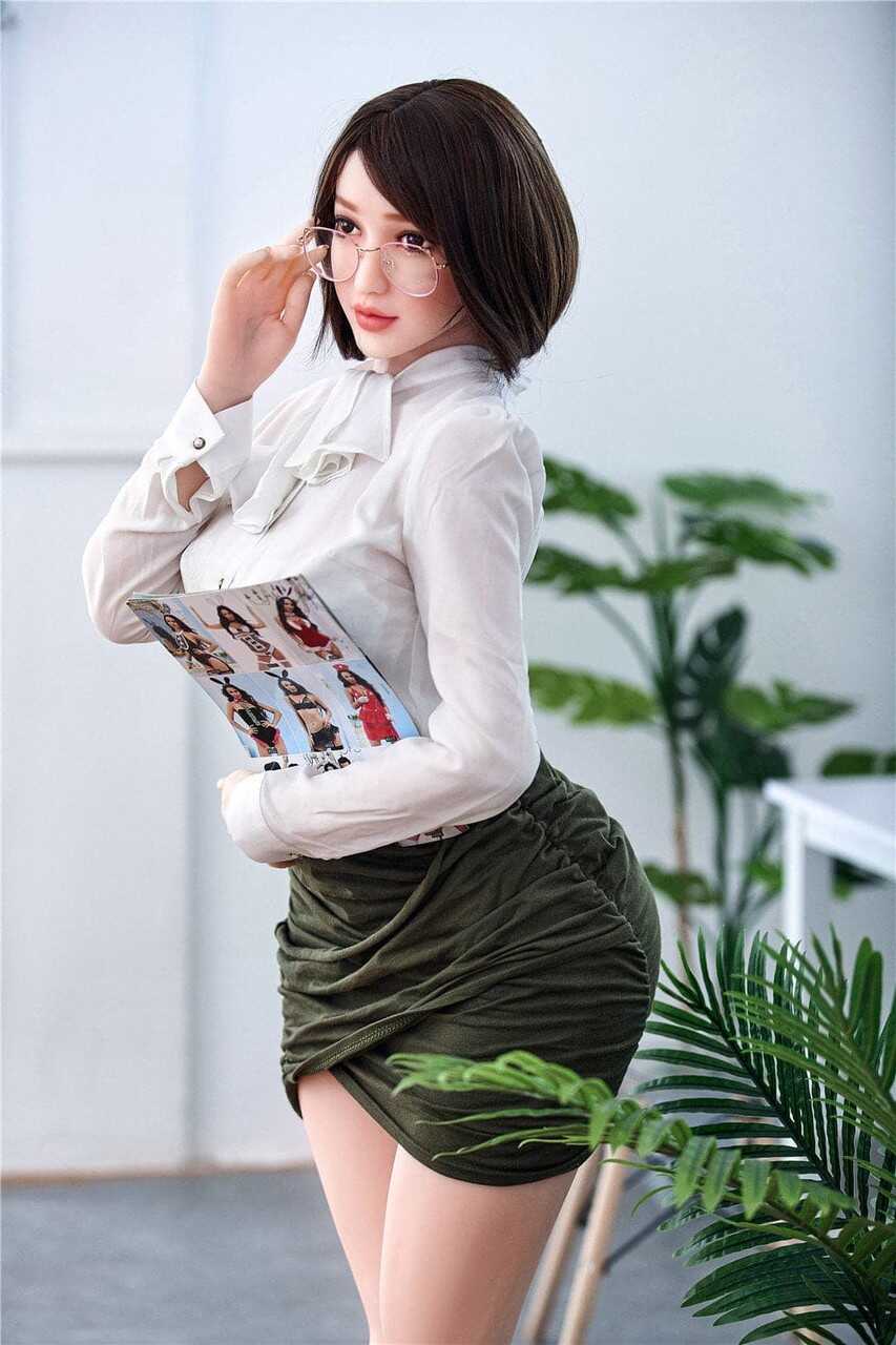 Big Titted Japanese Sex Doll Teaches Students A Lesson They'll Never Forget - 