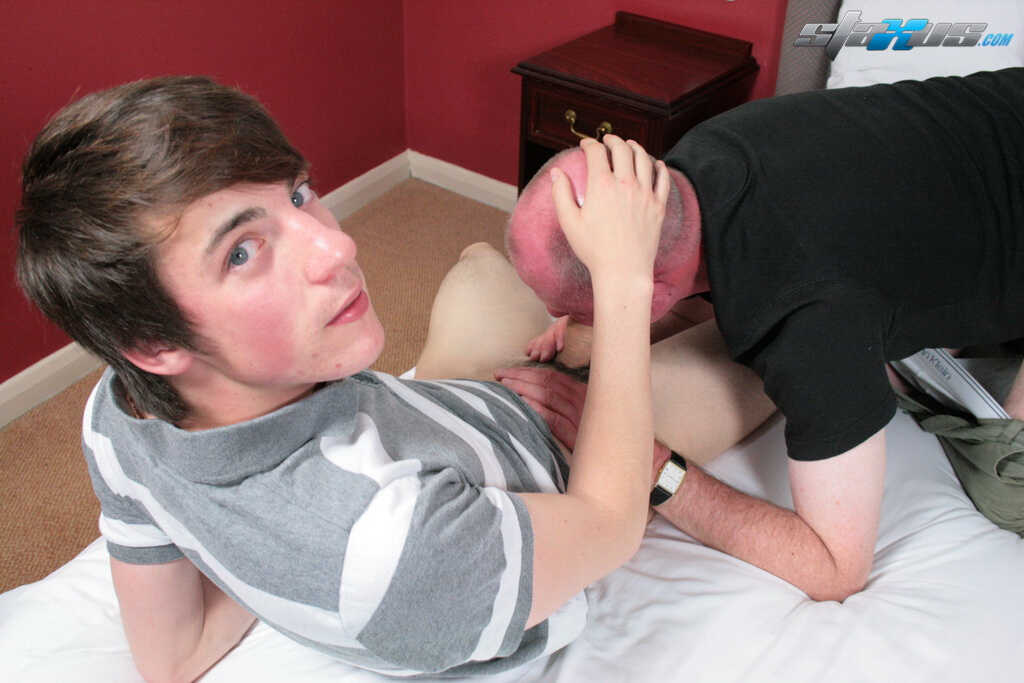 Staxus' Giant Cocks and Handsome Jamie Smythe: A Bucketload of Cum for the Win! - 