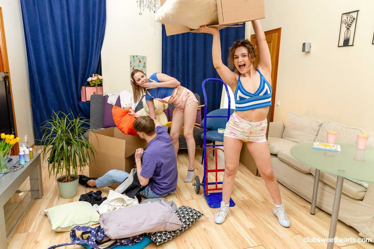 Two horny skinny teens seduce their male roomie and share his dick  becomes  Sexy Skinny Teens Share Their Roomie's D...
