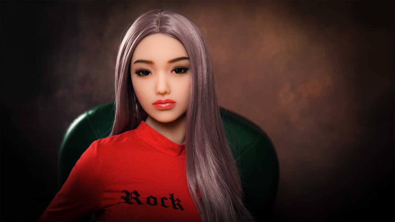 Big Booty Doll's Lovely Tits Showcase - 