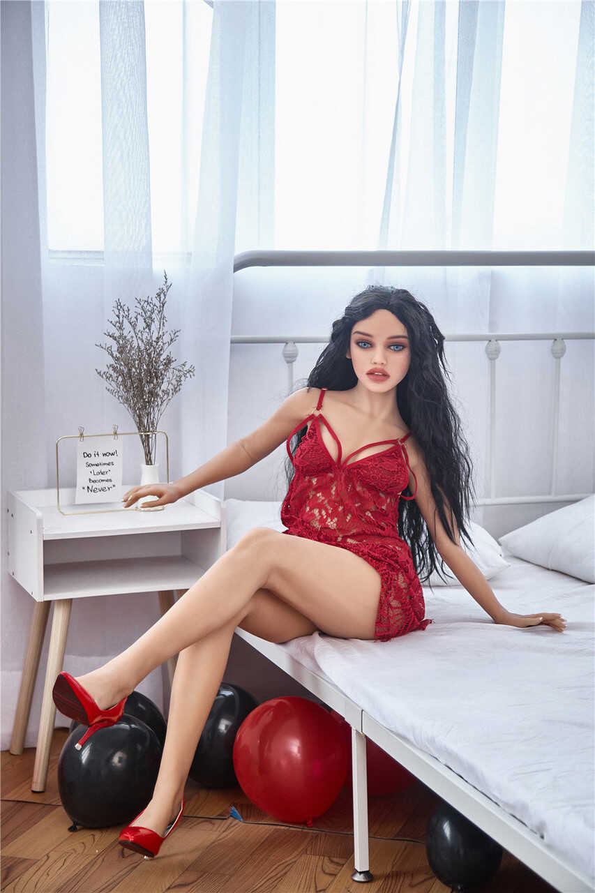 Innocent Sex Doll's Dark Secrets Revealed: Succulent Tits and Wet Pussy Exposed! - 