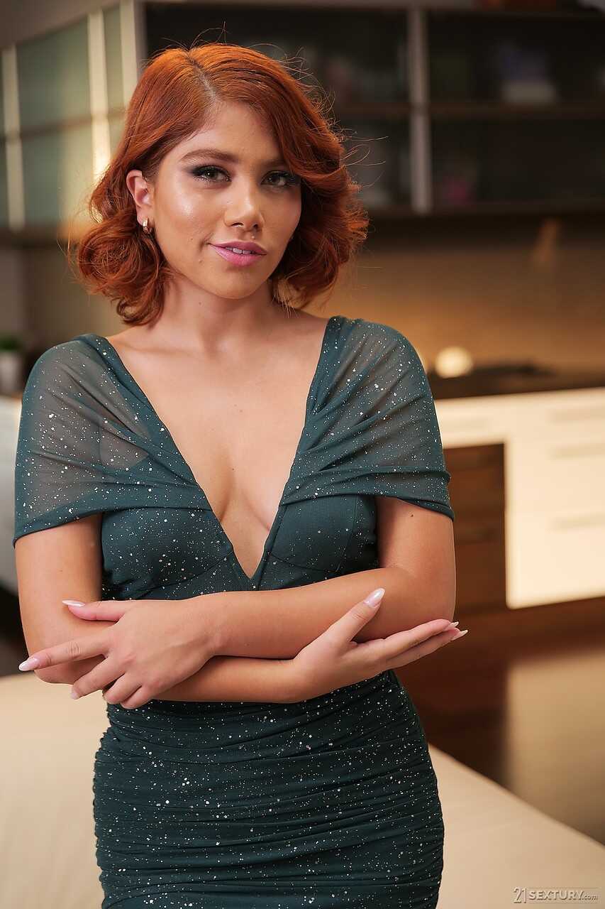 Gorgeous Babe Gold Cums on that Booty after a Wild Anal Fuck by Lorenzo and Marina. - Lorenzo Viota, Marina Gold