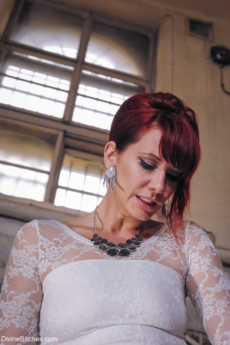 Femdom Maitresse Madeline Marlowe makes her slave fuck her with a strapon - Chris Hollander, Maitresse Madeline Marlowe