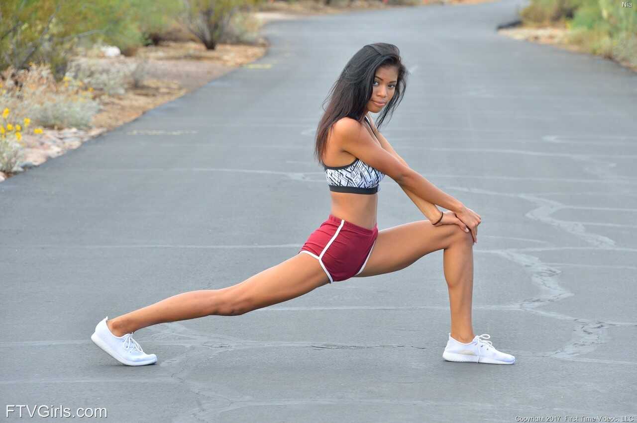 Public Jogger Nia Nacci's Nude Striptease Exposed Her Sporty Glory And Asian Booty - Nia Nacci
