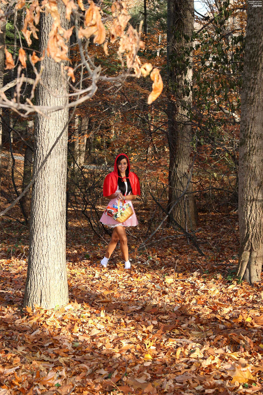 Jaylee's Dirty Little Secret Jaylee's First Time with a Baseball Bat in the Woods - Jaylee