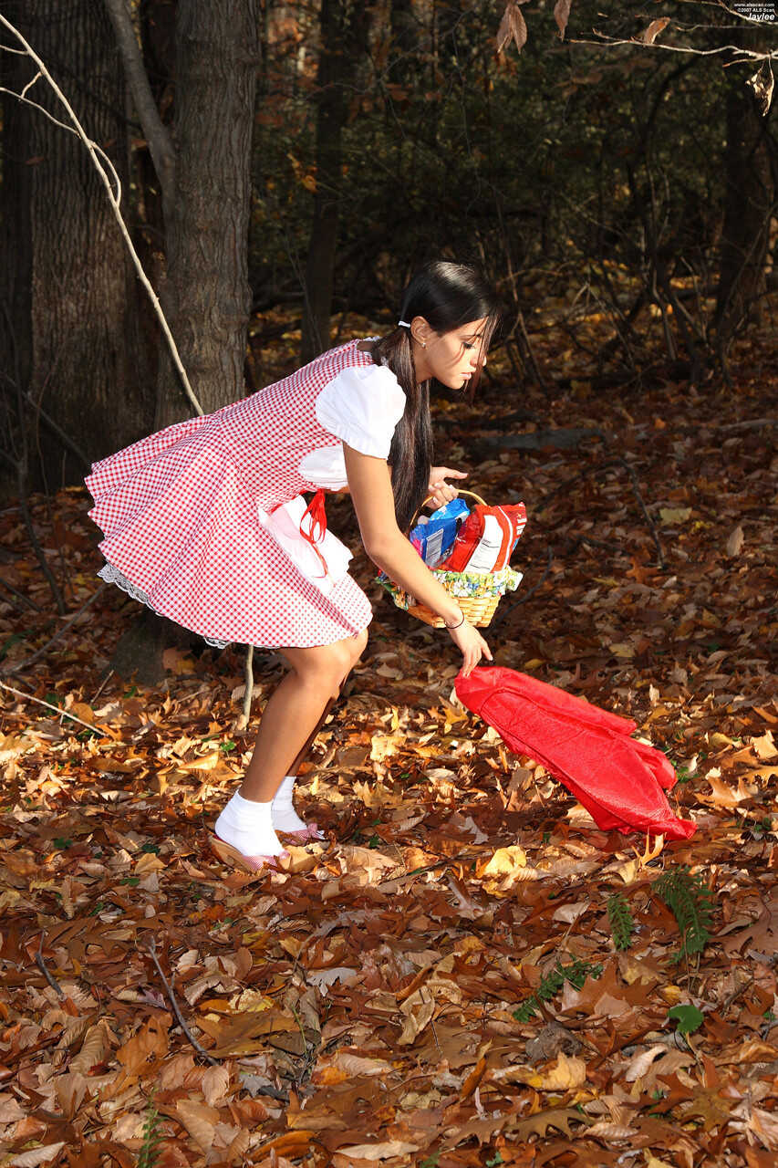 Jaylee's Dirty Little Secret Jaylee's First Time with a Baseball Bat in the Woods - Jaylee