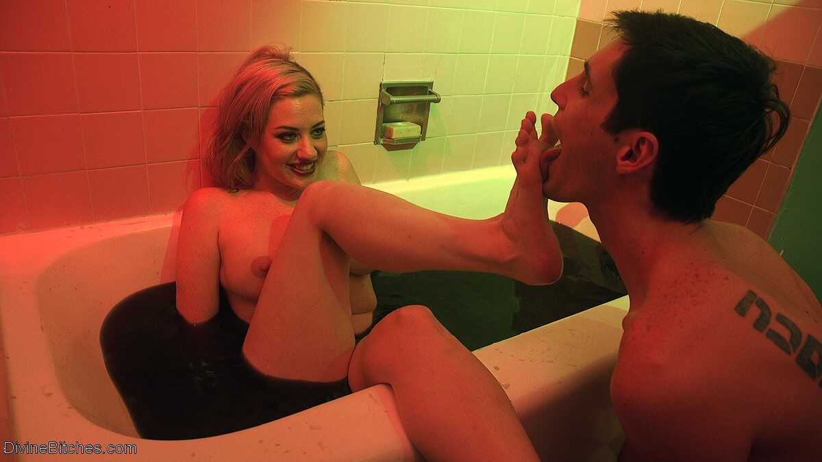 Blonde Honey Jessica Ryan Plunges Strapon into Masked Sex Slave's Anal Asphyxiation - Jessica Ryan, Tony Orlando