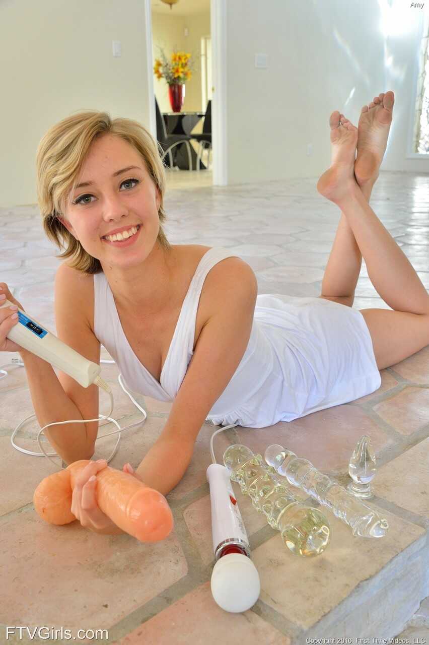 Glamour babe Amy gets her tight anal and vaginal solo with Haley Reed's giant dildos - Haley Reed