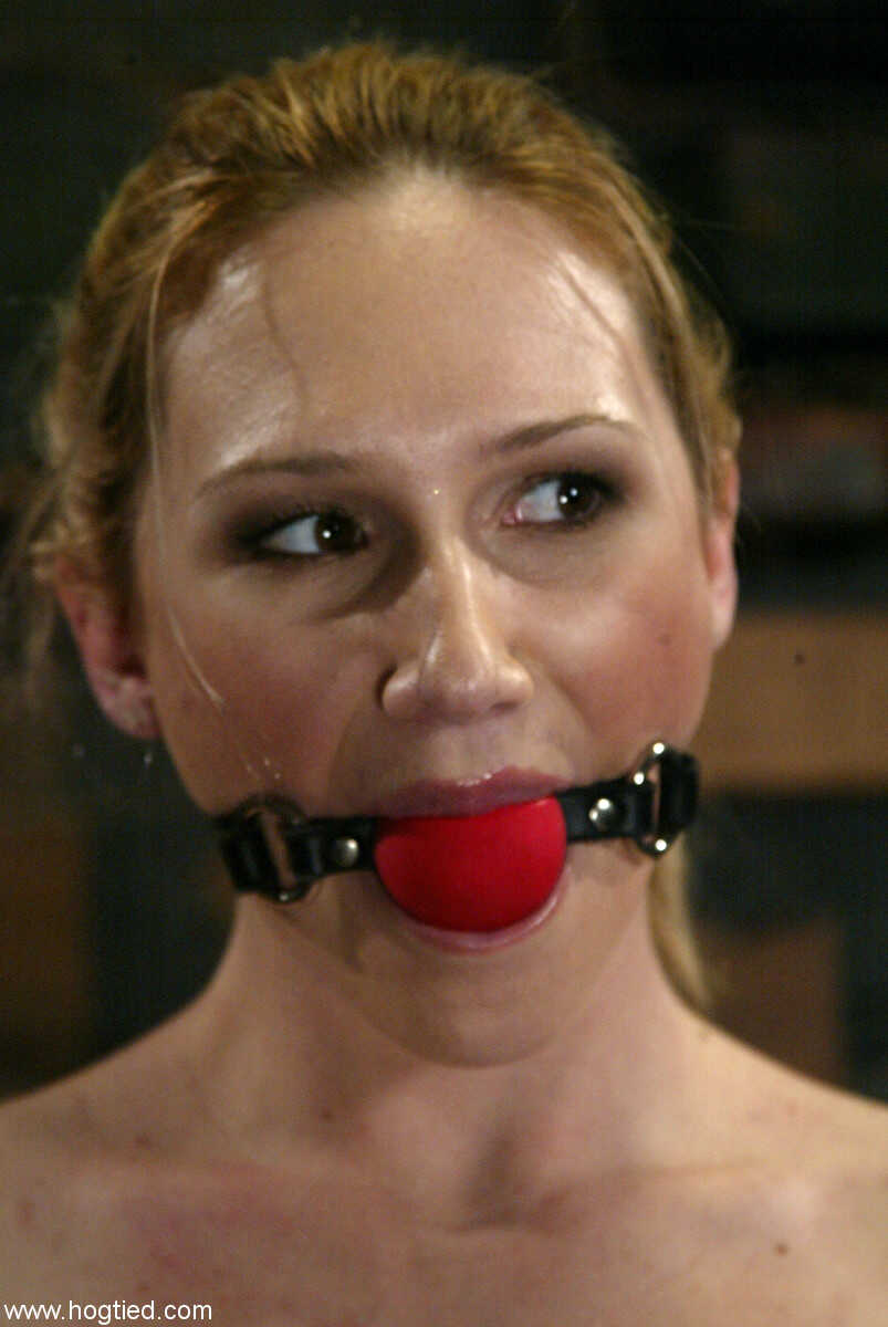 Small-titted MILF Gen Padova gets groped & fingered in hot rope bondage action - Gen Padova