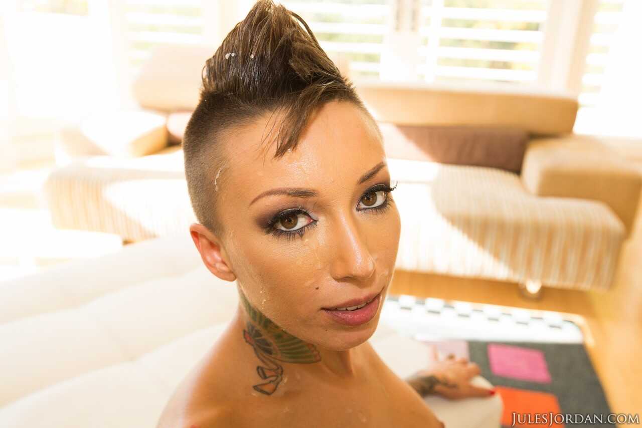 MILF Bella Bellz shows off her big ass in a bikini before getting her perfect anal hole fucked deep by Lexington Steele - ...