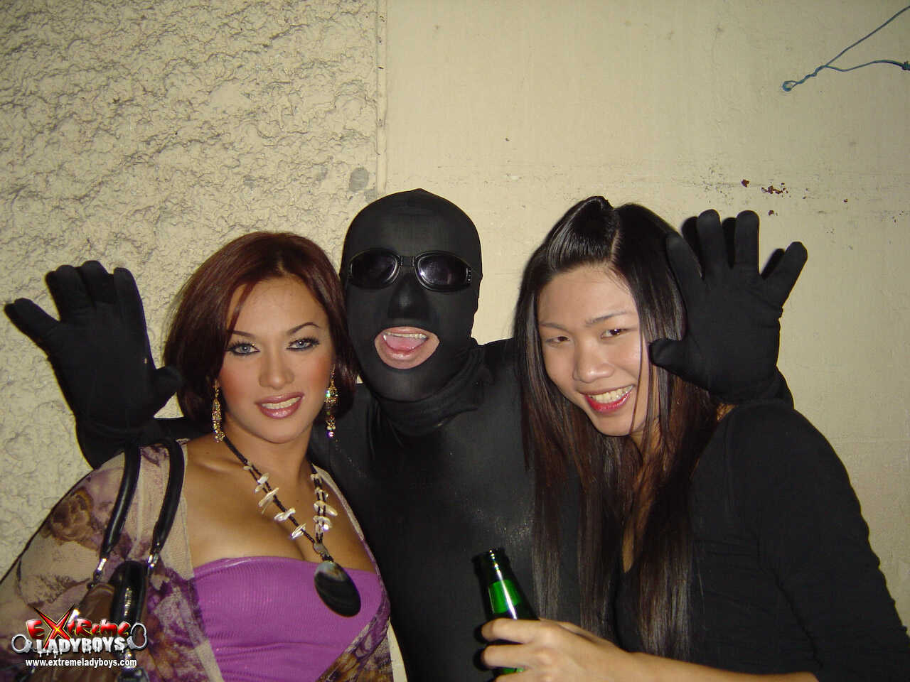 Naughty Ladyboys in the Garden: Extreme Outdoor Fun with Asian Shemales and Bonus Sets - Bonus Sets, Shadow