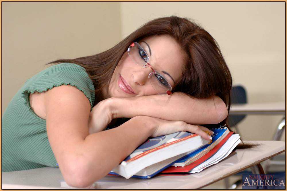 Nerdy schoolgirl Shavelle Love gets orally pleased & screwed by her teacher - Cayton Caley, Christian