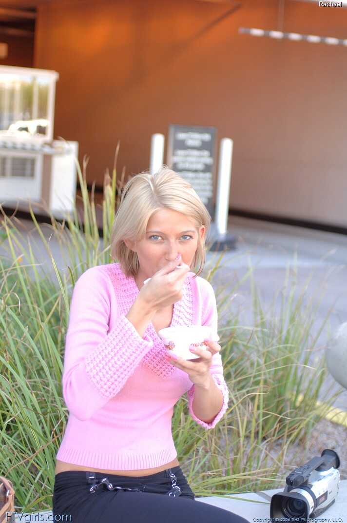 Natural Beauty Exposed Rachael's Public Flashing Adventure - Rachael
