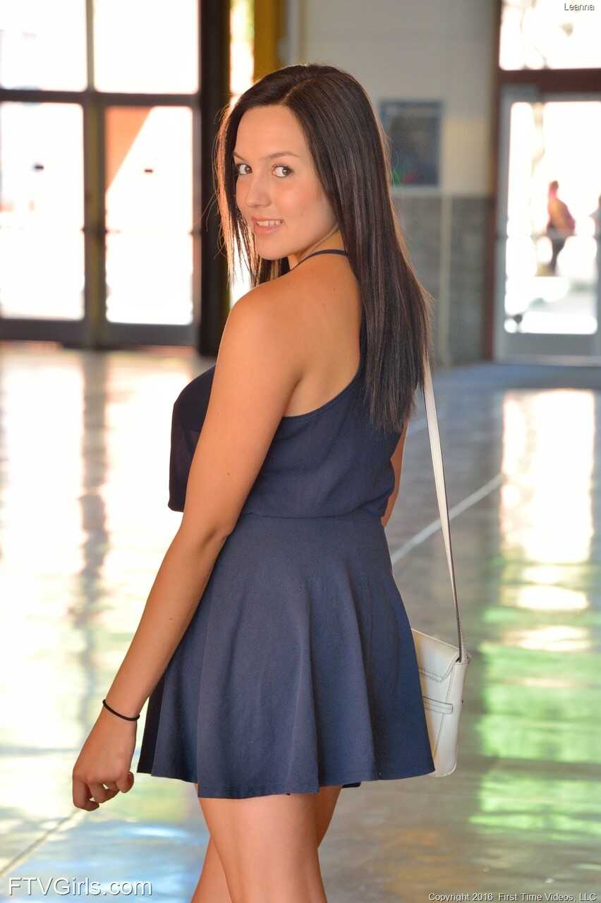 Hot babe Leanna gets caught spreading her pussy and flashing her nipples in public! - Leanna