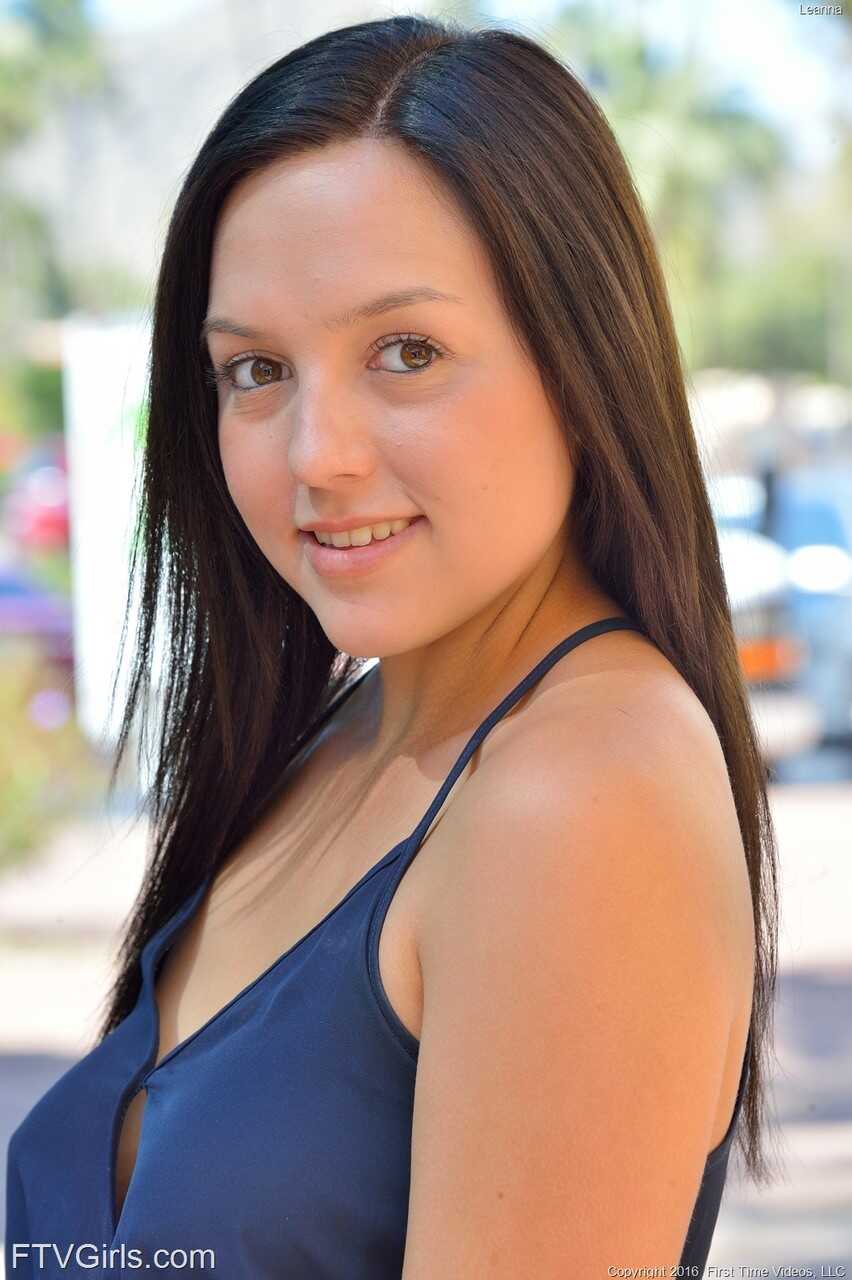 Hot babe Leanna gets caught spreading her pussy and flashing her nipples in public! - Leanna