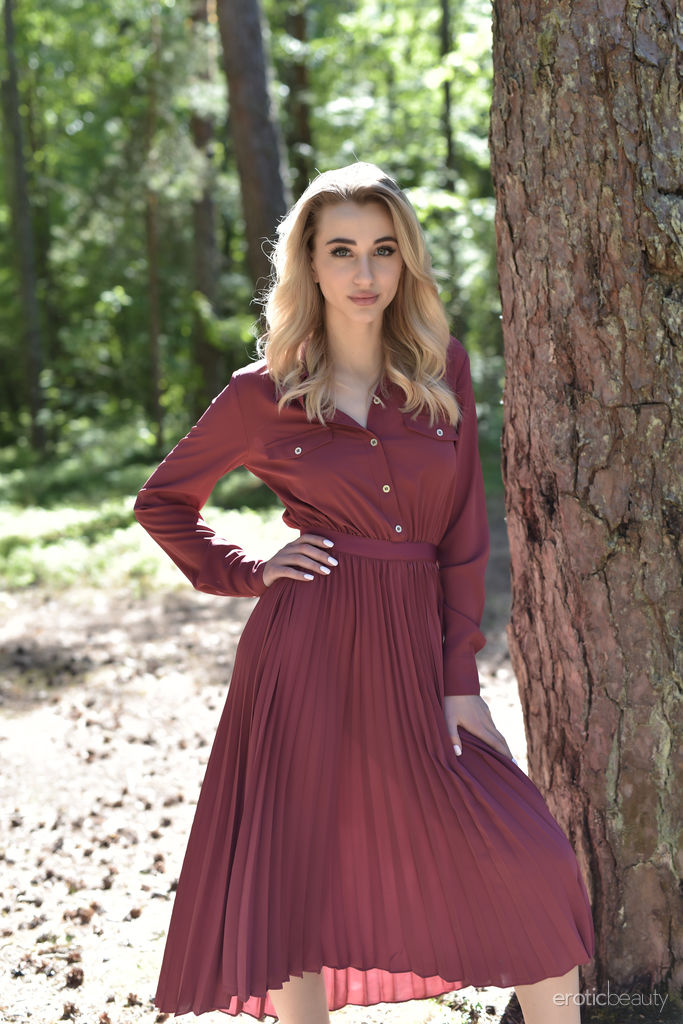 Blonde Teen Ava List Strips Dress For Nude Forest Exposure