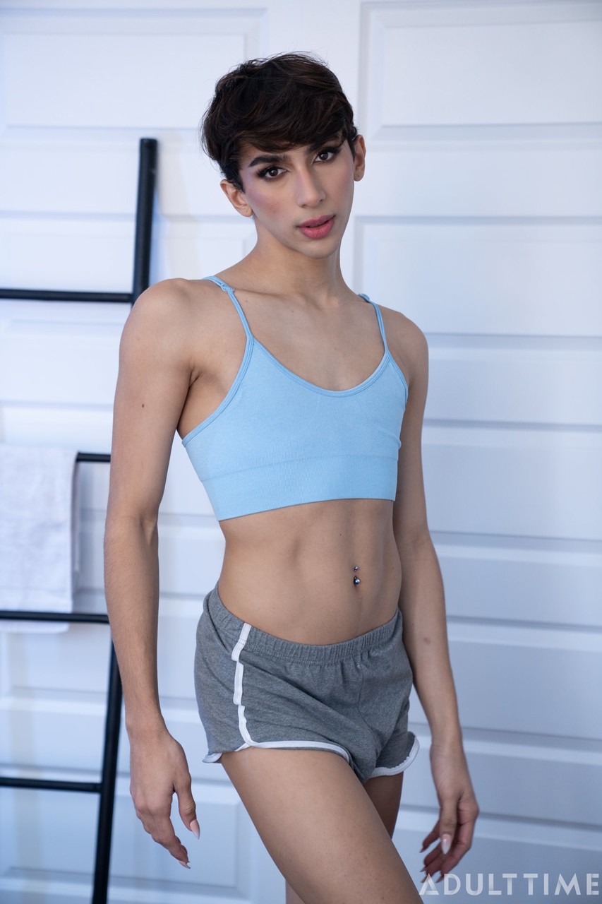 ネイトローズの熱いニューハーフアナルディルド＆アナルセックス