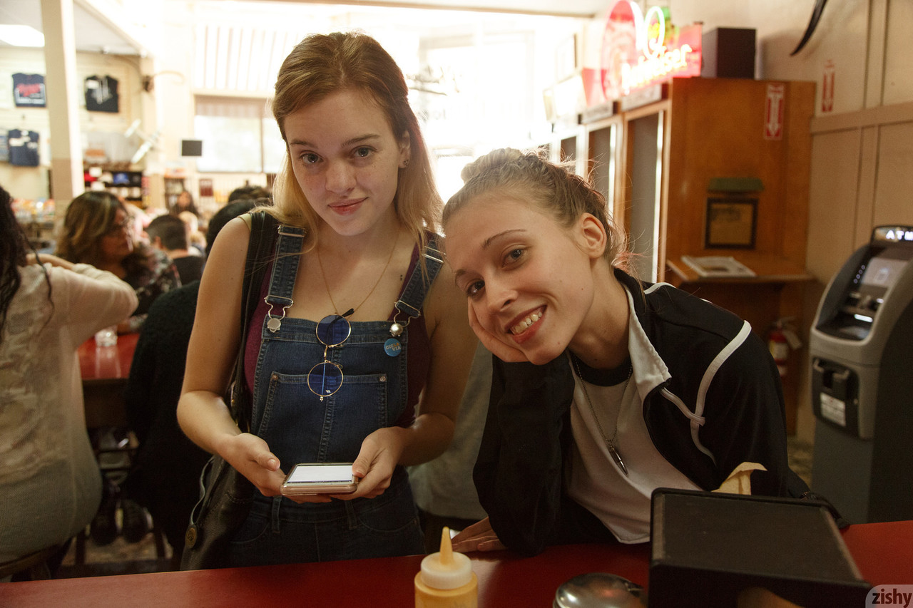 Sexy Babes Riley Anne & Winter Bliss Flash Hot Bodies & Titties In Public