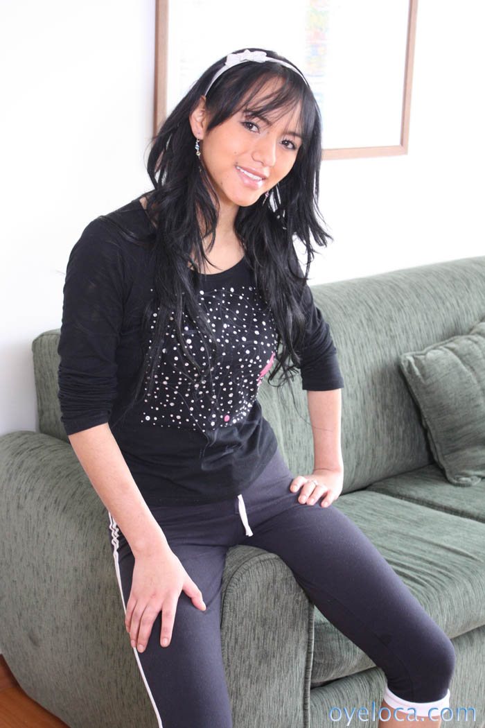 Venezuelan Maria Jose Drops Lace Thong To Tease Bubble Butt