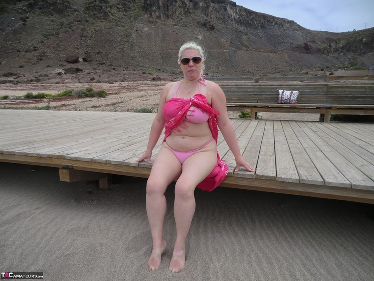 Platinum Blonde Milf Barby Flashes Plump Body At The Seaside