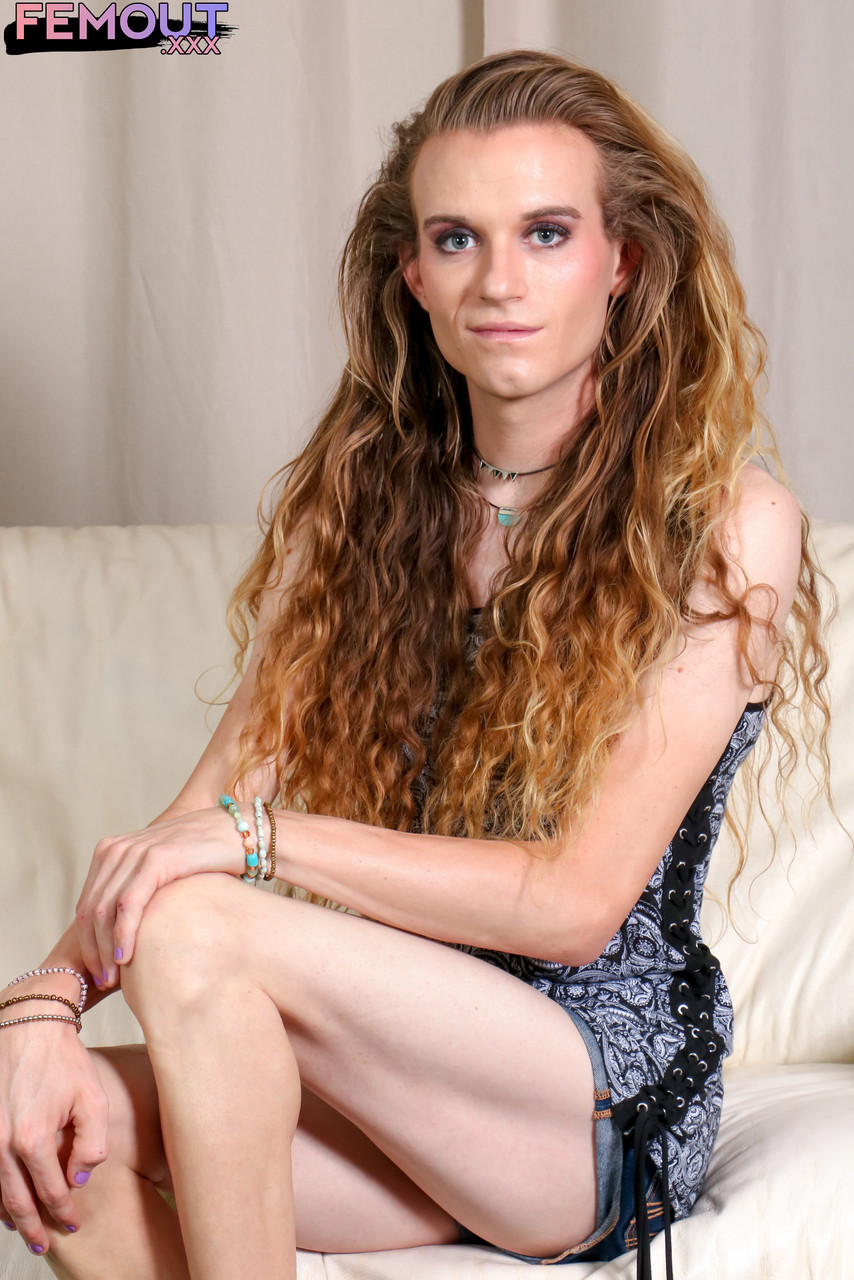 Femout XXX Presents Sabrina Skye Naked Gallery