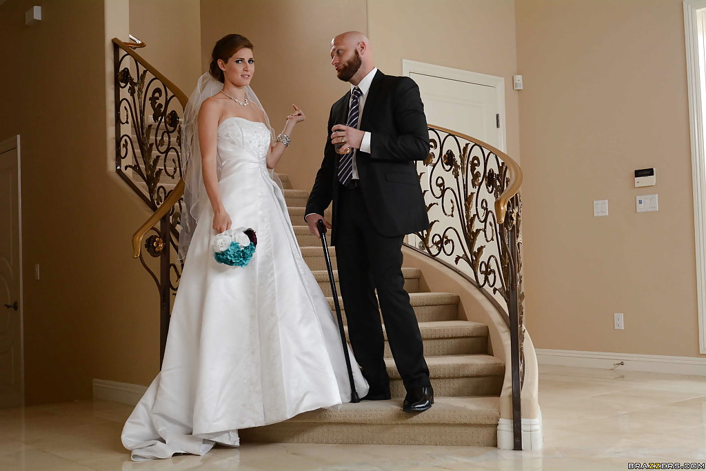 Milf Wife Jenni Lee Has Sex In Her Wonderful White Wedding Dress