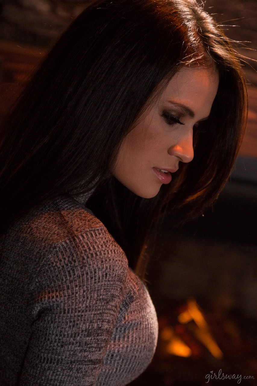 Brunette Lesbians Kendra Lust And Vanessa Veracruz In Steamy Lesbian Sex