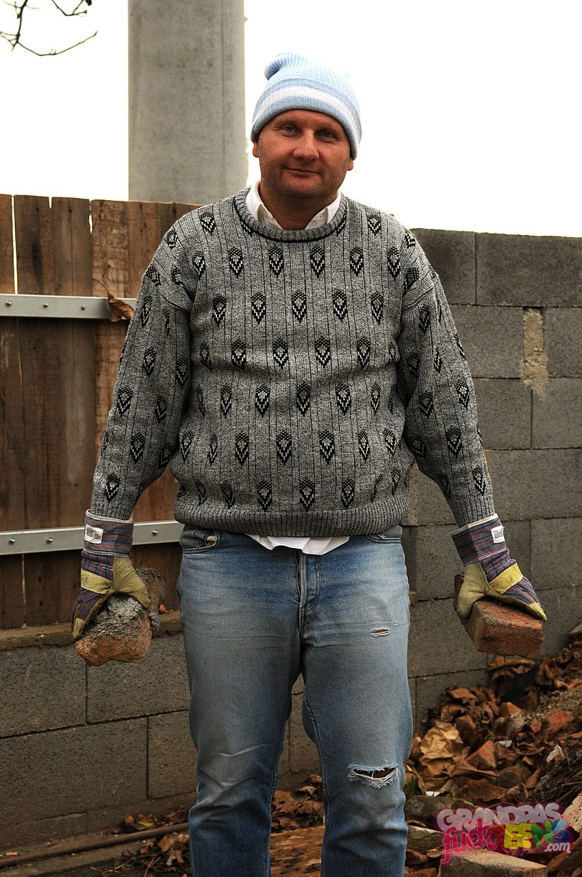 Sinead Adolescente Es Clavada Por Un Abuelo Sucio