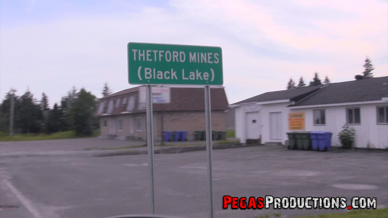 Amatrice Hippie Fantasme De Fany Baise Un Étranger Dans La Nature Et Avale Le Sperme