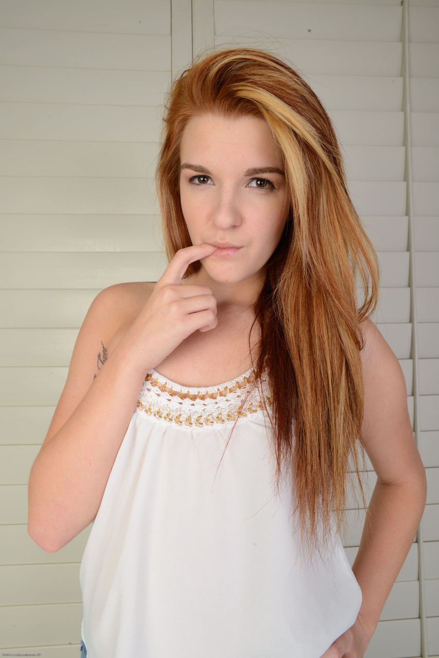 صور عارية لميراندا ميلز من ATK Premium