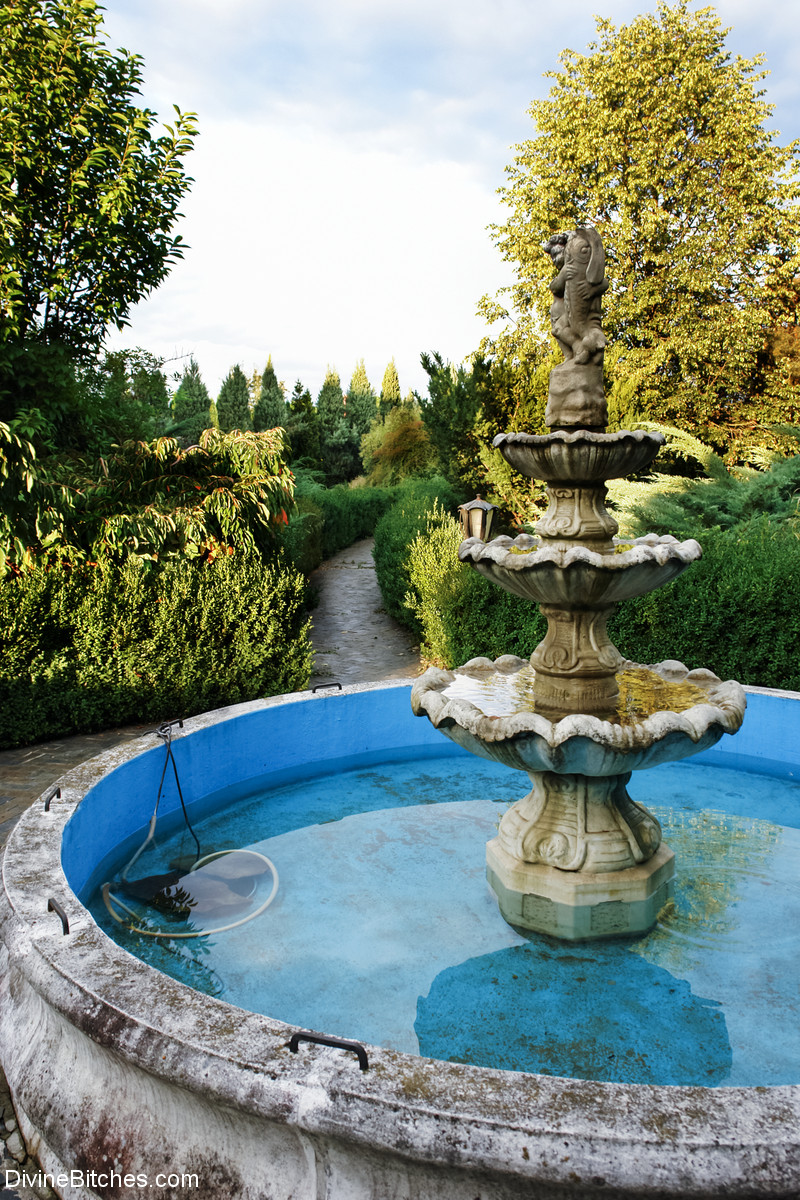 Sandra Romain Romanian Femdom Slaps And Fucks Slave Ass On Bridge