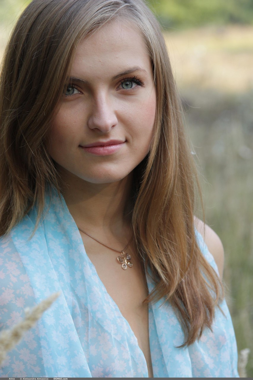 Domai Featuring Aline In XXX Porn Pics