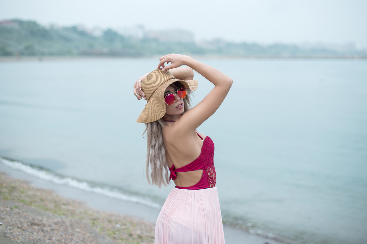 Caroline Mayer Official Caroline Mayer