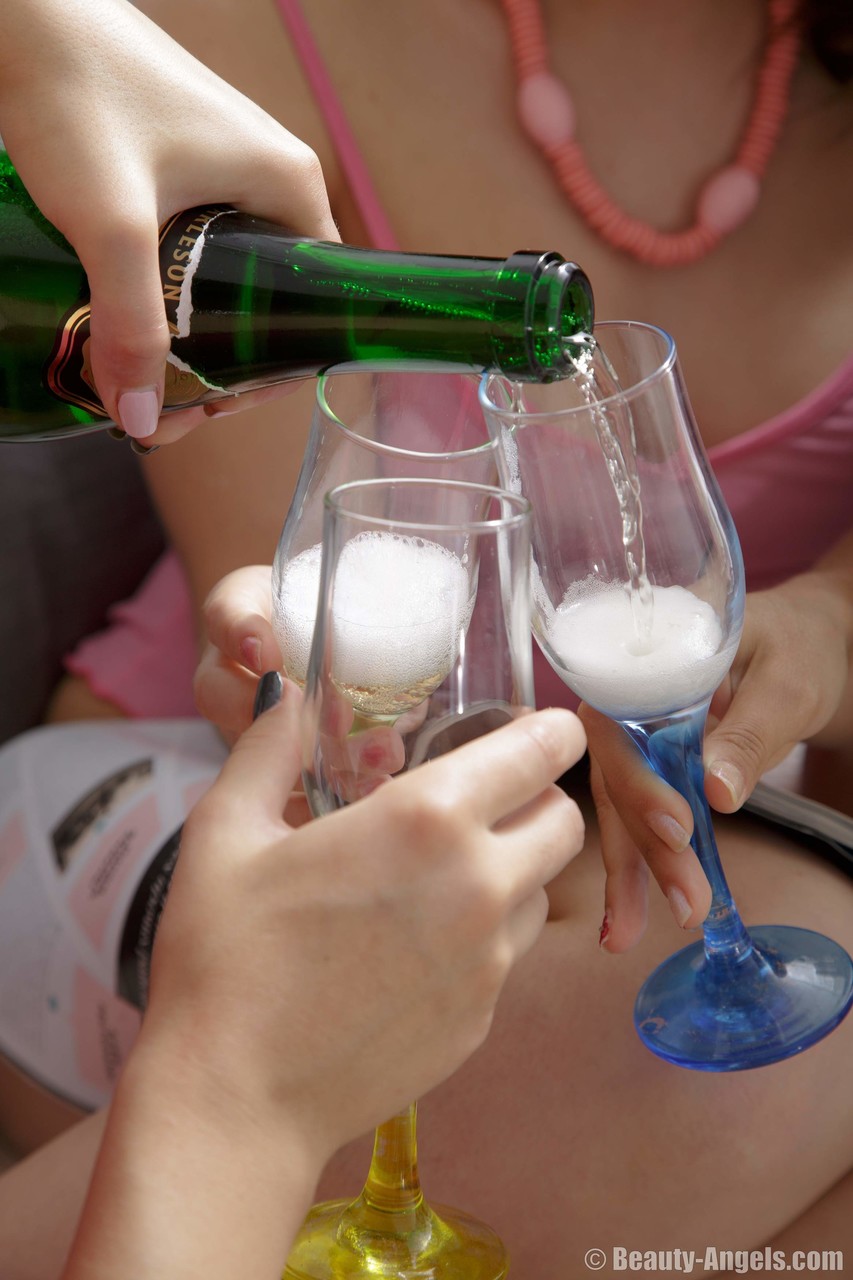 Sexy Milf Shrima Malati Profite D’un Sexe À Trois