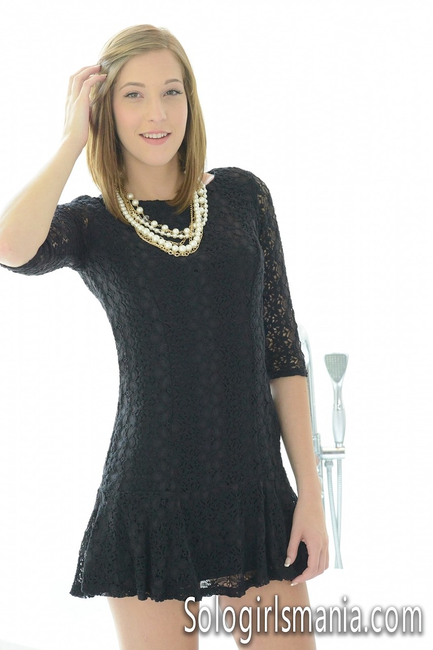 Sweet Amateur Babe Molly Manson Removes Her Black Dress And Rubs Her Clitoris