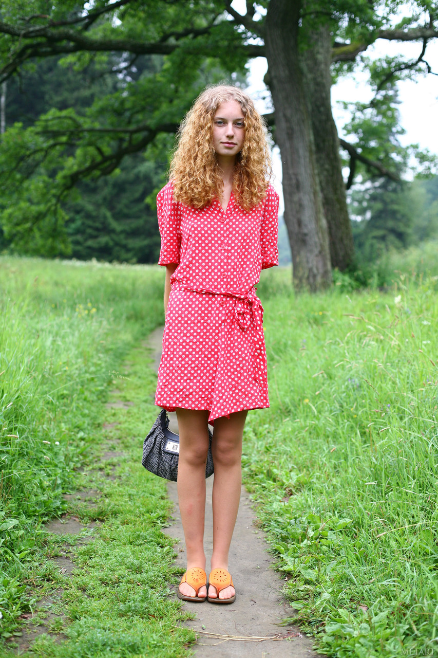 صور إباحية ميت آرت سوني أ