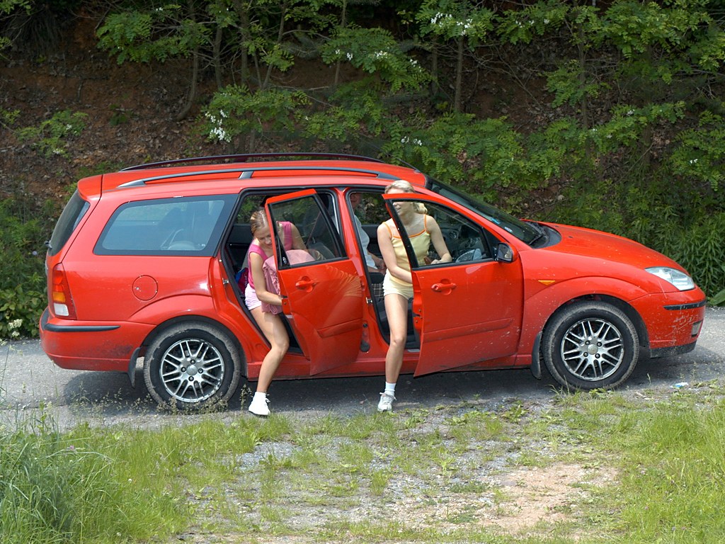 Outdoor Lesbian Teens Kirsten & Petra Toying And Giving Each Other Cunnilingus