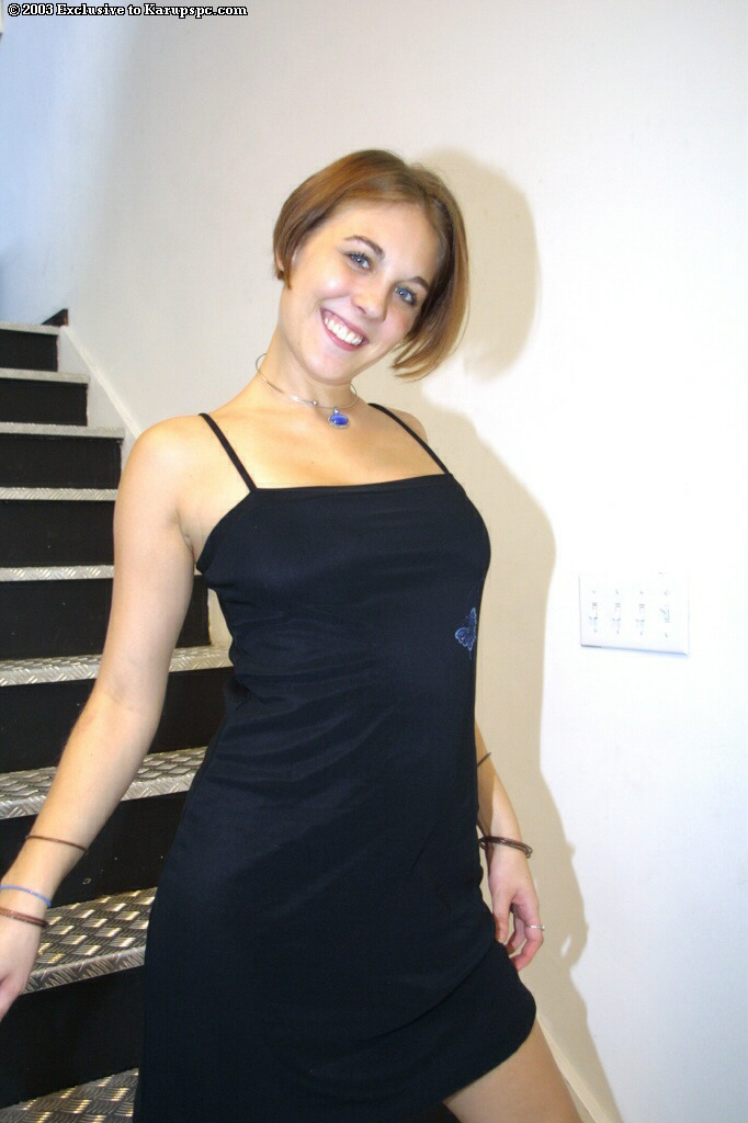 一流のアマチュアティーン・ナターシャとの接写ポージング・セッション