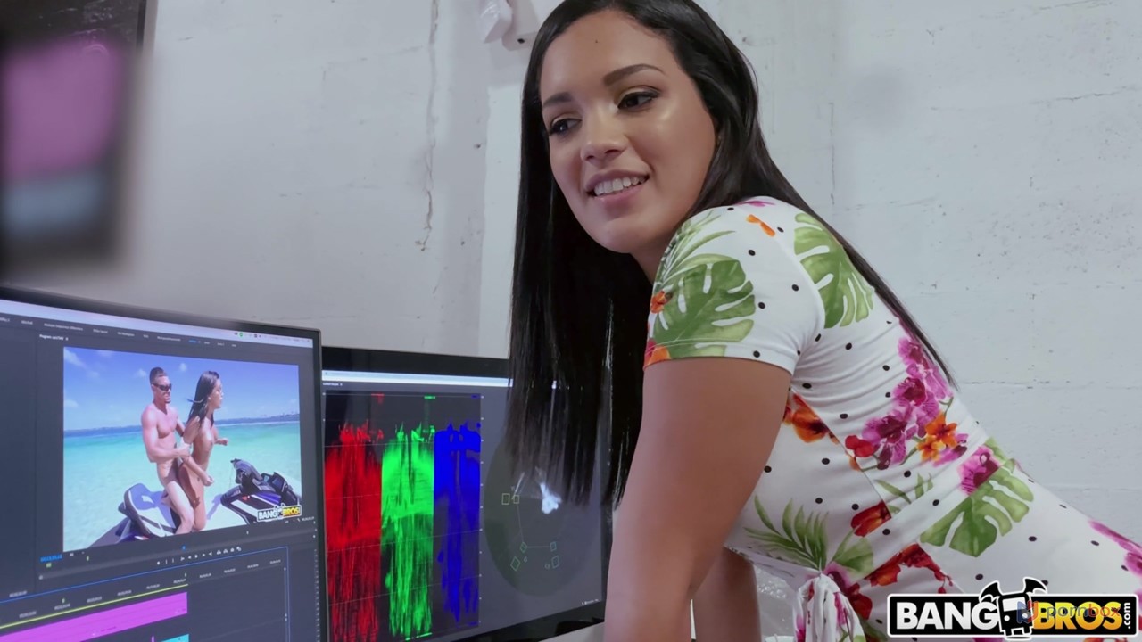 Latina Secretary Alina Belle Shows Big Tits And Gives Office Blowjob