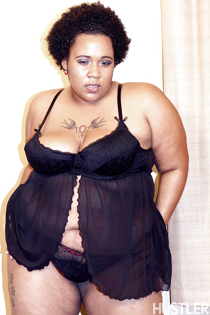 Black Fatty Kitten Strips Lingerie Reveals Big Fat Ass