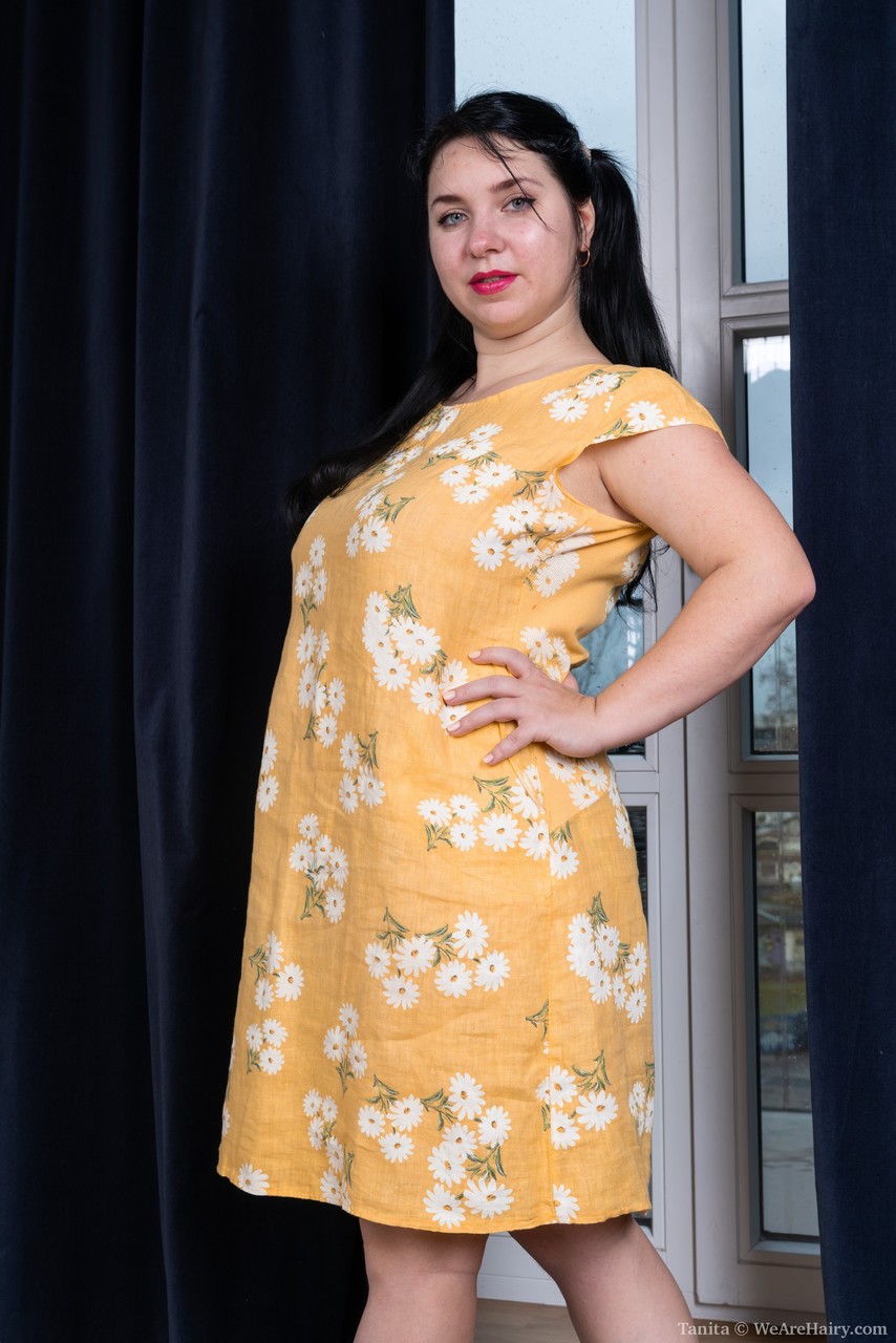 الجسم المتحرك Tanita تدخل شفرتها الشعرانية جدا بعضو اصطناعي