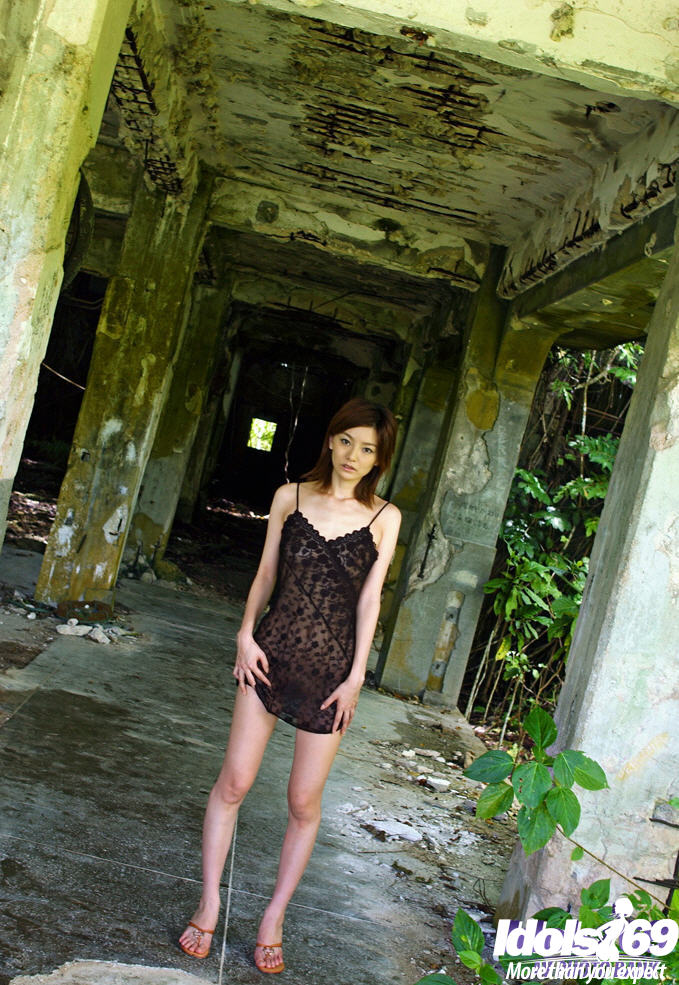 Petite Asian Teen Ray Ito Strips Outdoor With Skinny Fanny