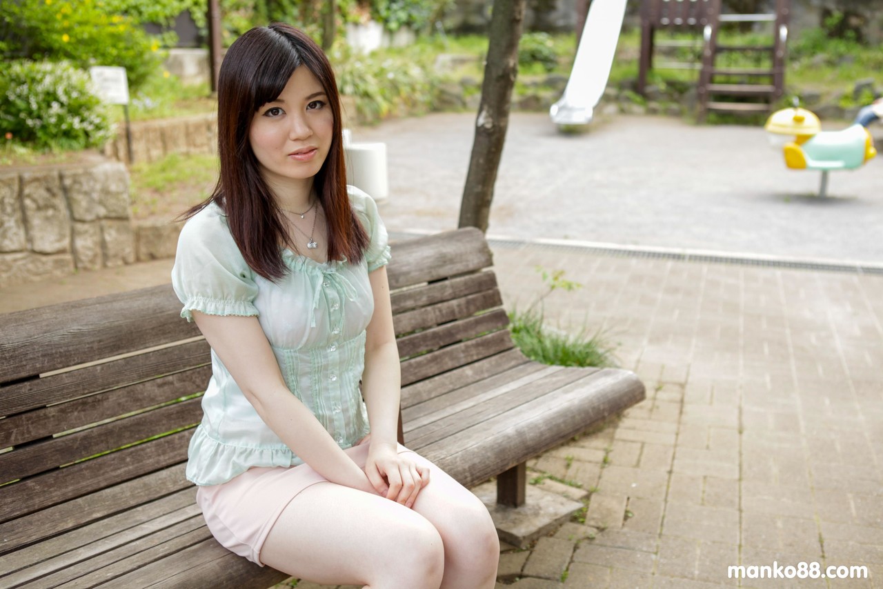 Japanese Newbie Stripped And Finger Fucked By Stranger In Van