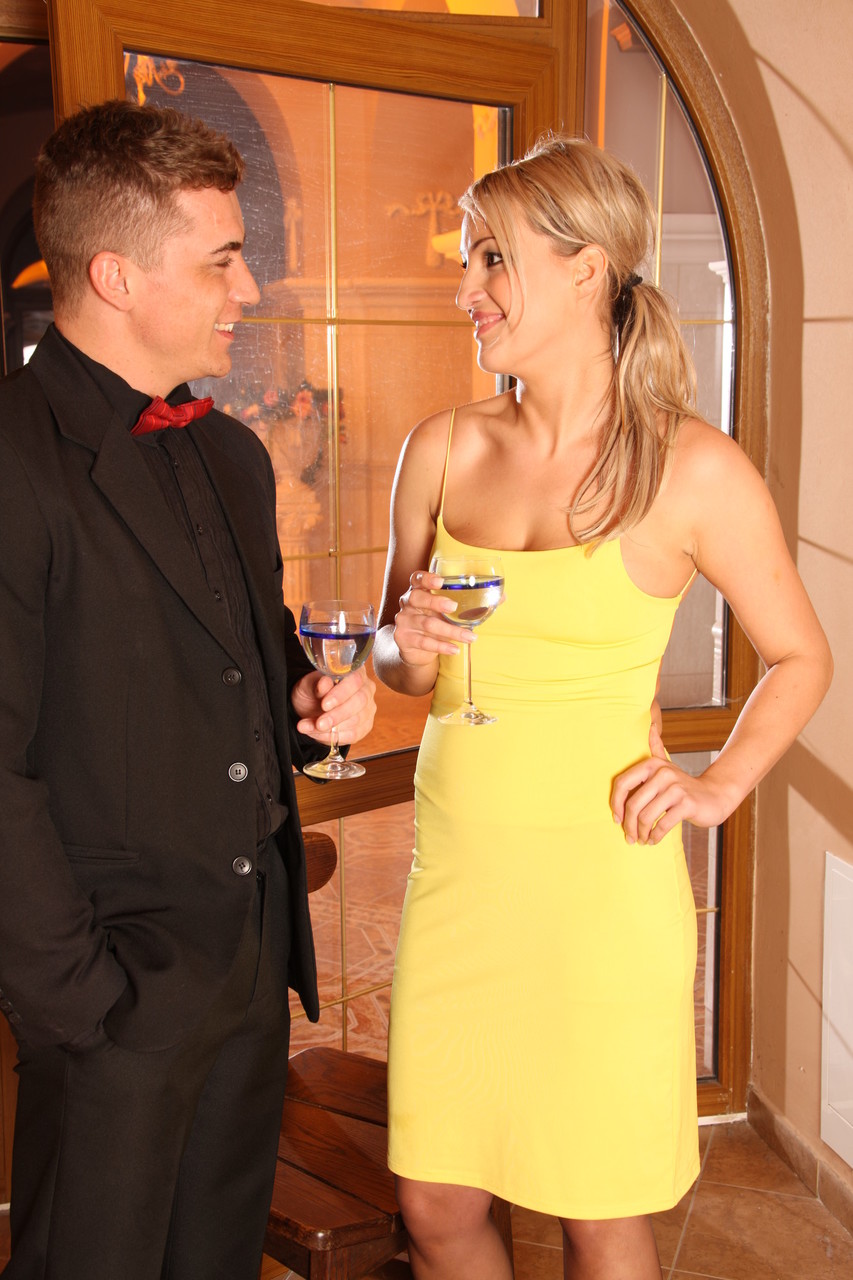 Amateur Teen Dara Shows Tits And Gets Twat Fisted And Fucked